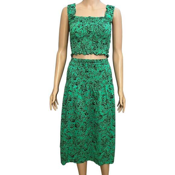 Ingrid And Isabel Maternity Two Piece Set Crop Top Midi Skirt XXL Smocked Floral - Picture 1 of 7